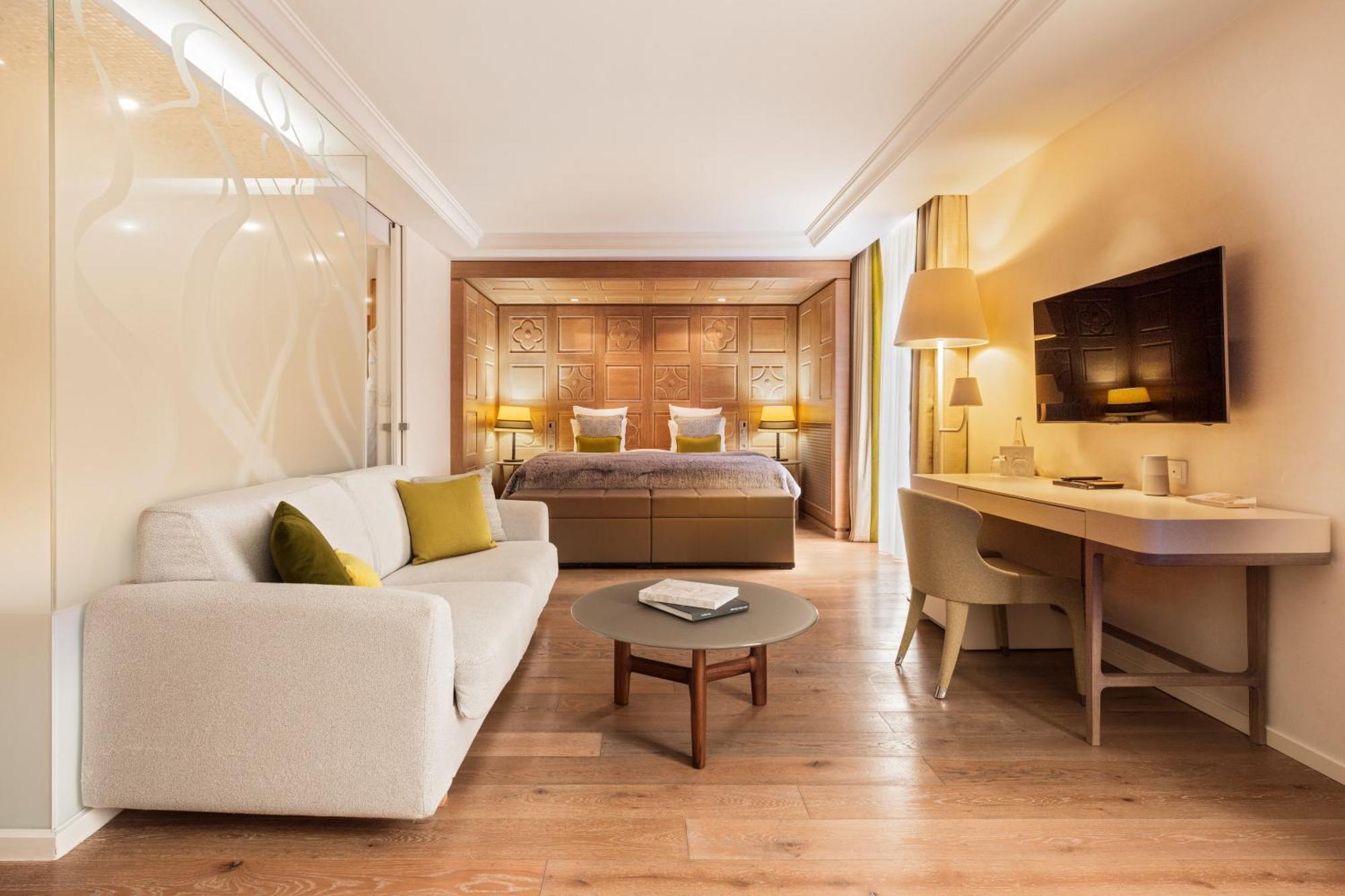 Junior Suite with Balcony