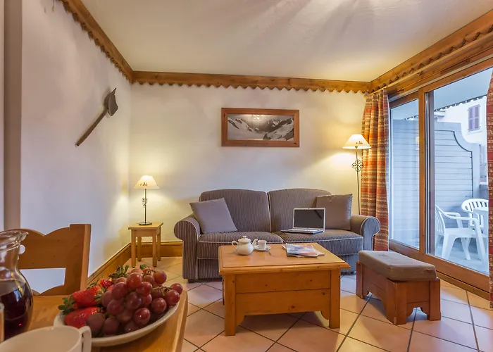 Residence Pierre & Vacances Premium La GinabelleHotel Chamonix